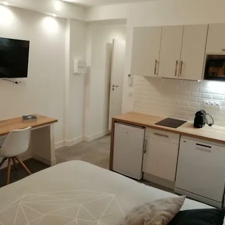 Palais Carthage Studio Chanel Apartment